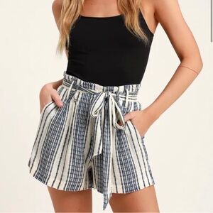 Lulu’s Laguna High Waisted Shorts